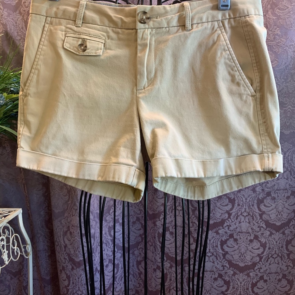 Banana Republic City Chino Shorts Khaki Cuffed Preppy Flap Pockets Cotton Blend